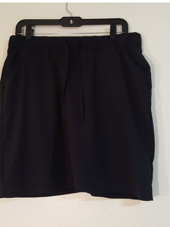 Dresses & Skirts - Black Skort